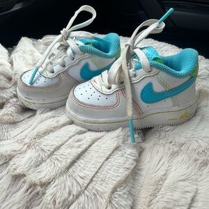 Nike Kids White and Teal Sneakers